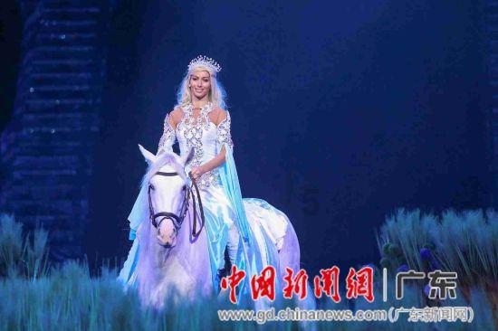 救援顽皮小猴